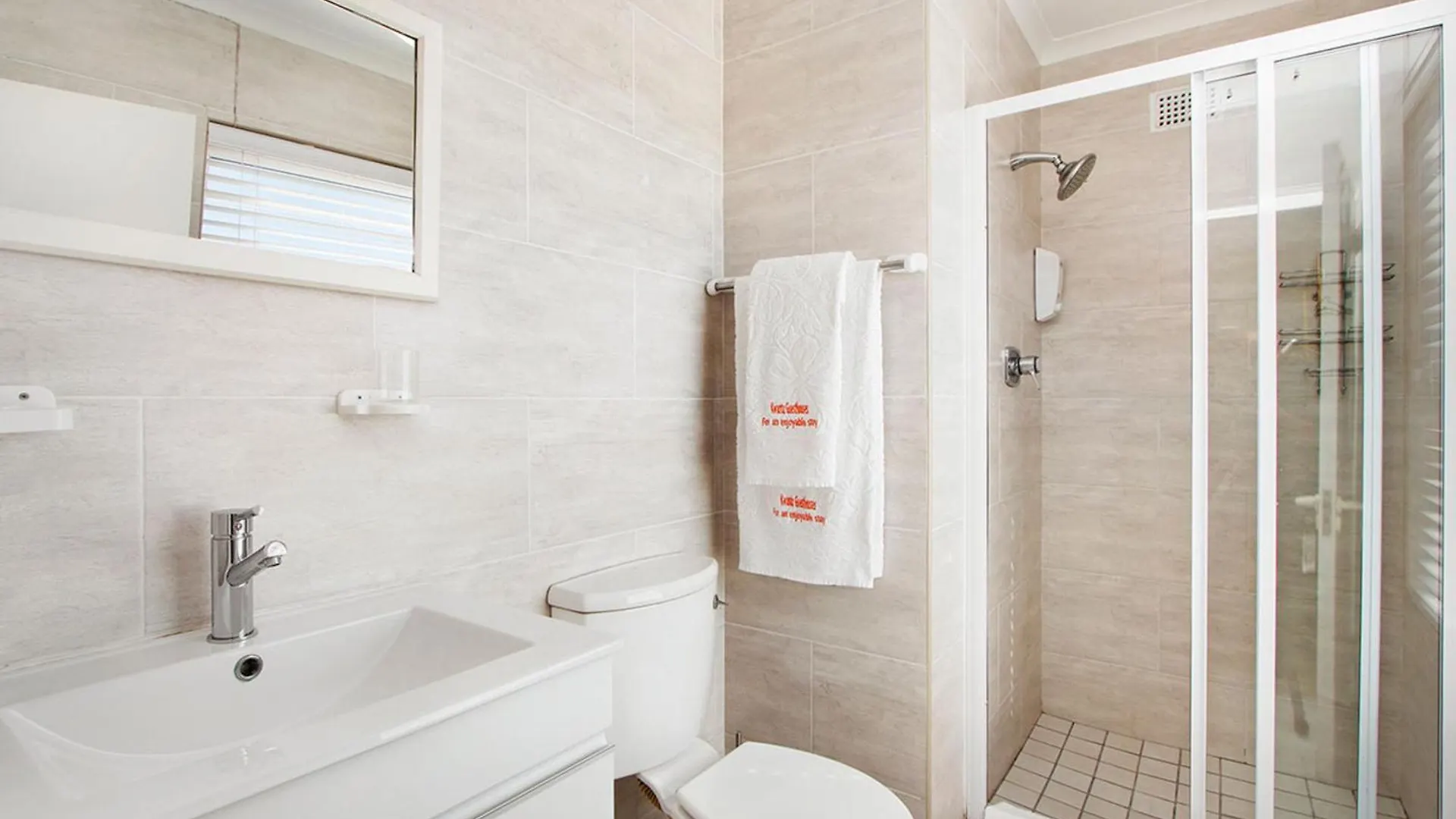Kwantu Guesthouse 1 Cape Town