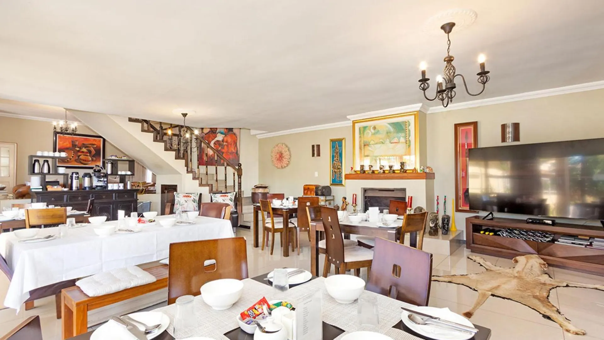 Kwantu Guesthouse 1 Cape Town Bed & Breakfast