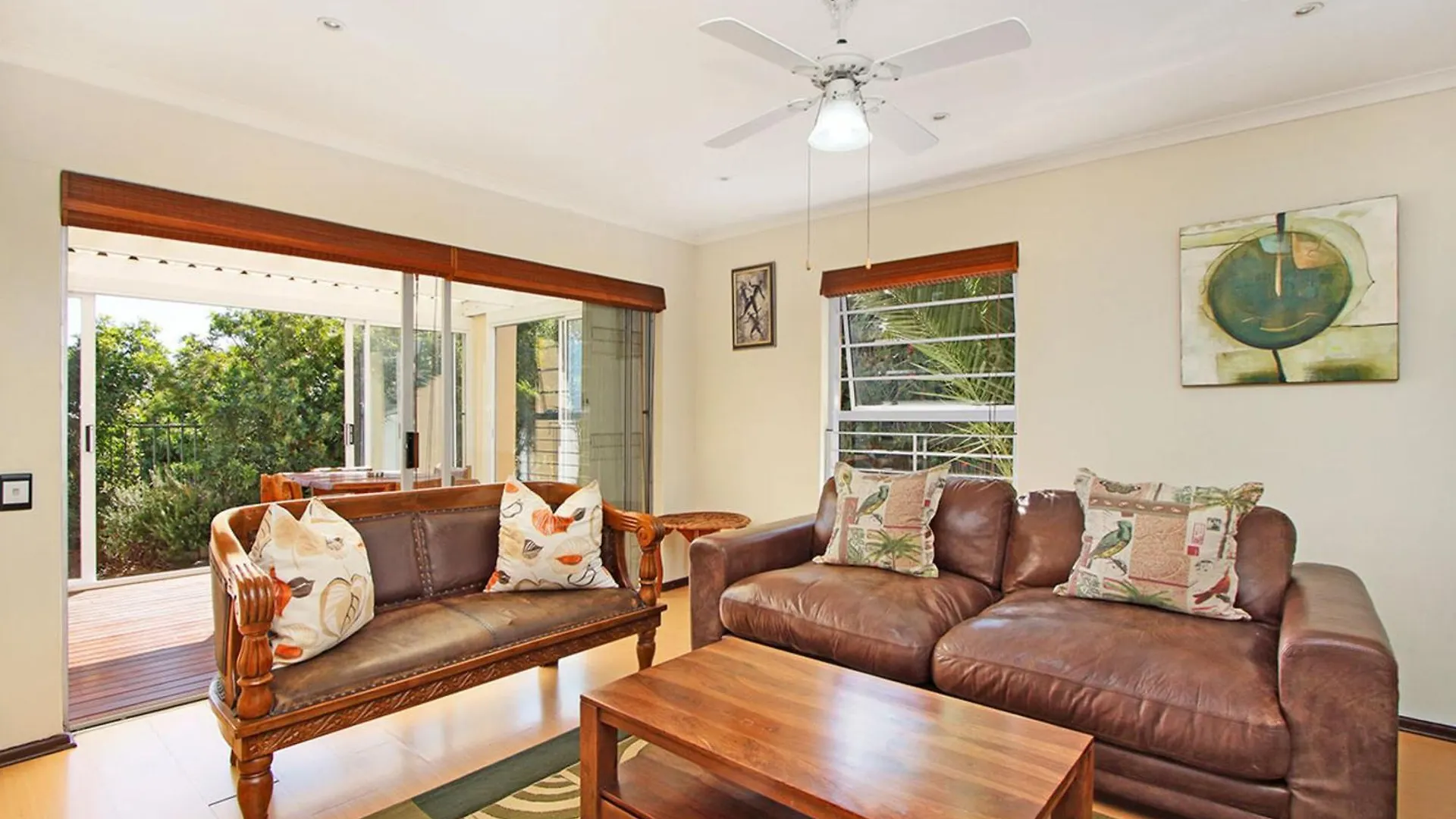 Bed & Breakfast Kwantu Guesthouse 1 Cape Town South Africa